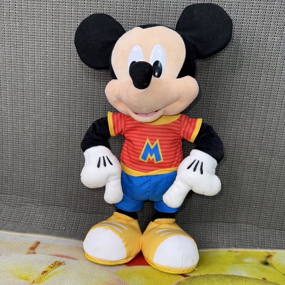Disney Junior Mickey Mouse Head to Toes Cute Fun Singing & Dancing Toy 15” Works - Picture 3 of 7